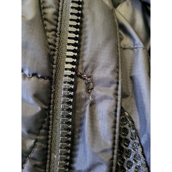 Tumi Men's Puffer Vest Zipper Pockets Black Small - Picture 11 of 11